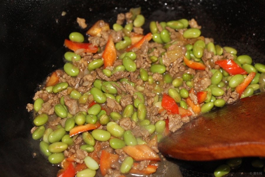 怎么炒青豆肉末 8636f7ed610c4f1393d9e4153c293408.jpg