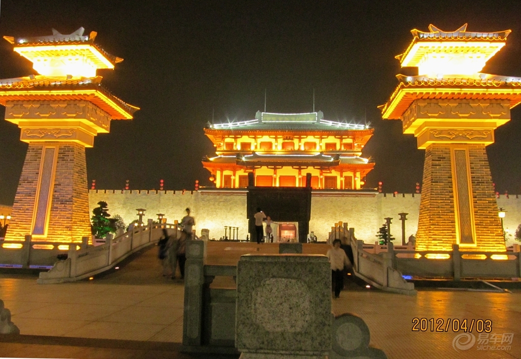 昔日游地大回放---揭阳景点之夜幕下揭阳楼,音乐喷泉