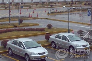 天津驾校排名_天津民办大学排名