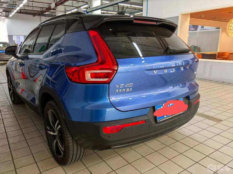 volvoxc40蓝色,volvoxc40t4 跃动的蓝精灵沃尔沃xc40智远运动版千里用车有感