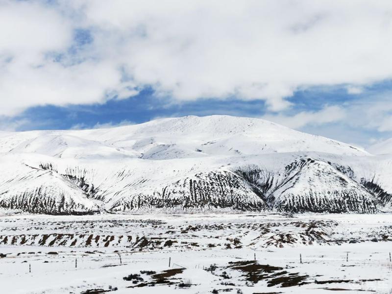 美丽的高原雪山