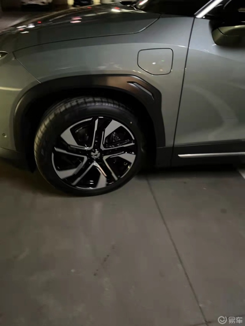 极光绿蔚来es6,街上最靓的仔