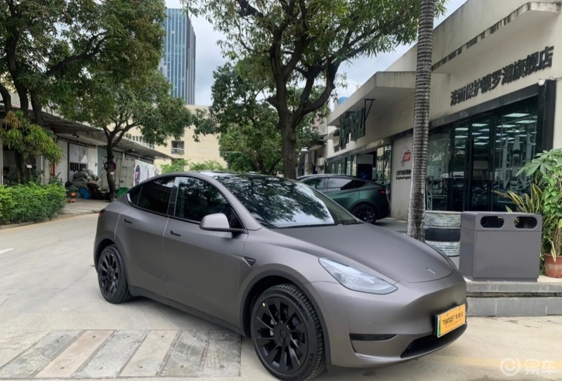 特斯拉model y 改色 消光陨石灰�_model y社区_