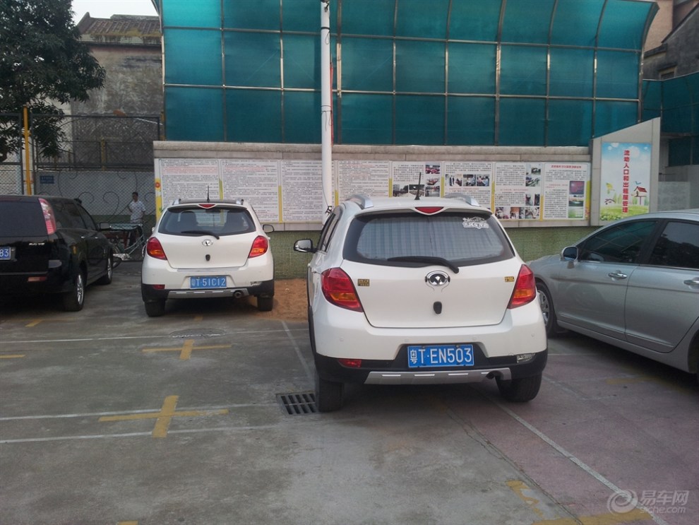 【小二车队篮球队大胜各车系联合队】_腾翼C