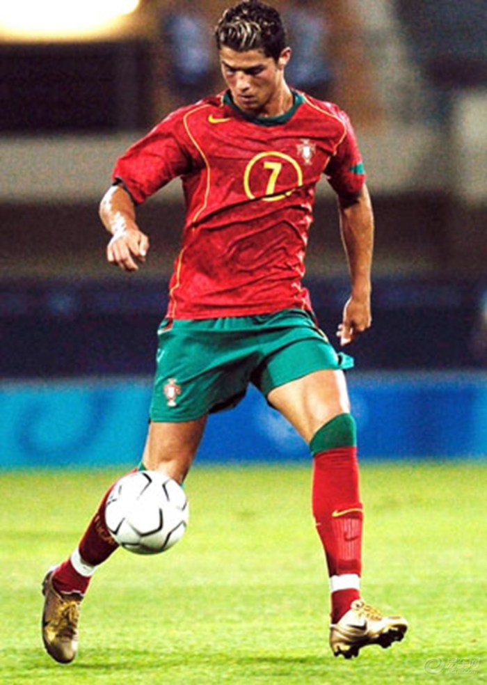 【【我与足球明星】续写足坛传奇的巨星-C·