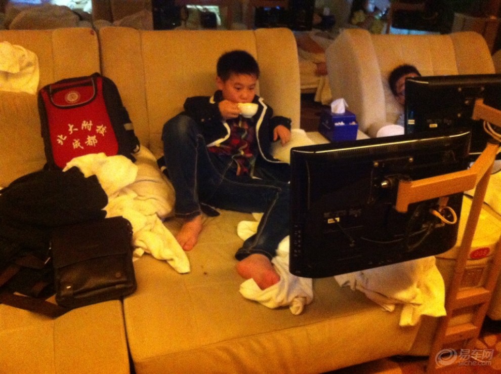 都索八车友会】摩尔汽车用品展暨何日君温泉酒