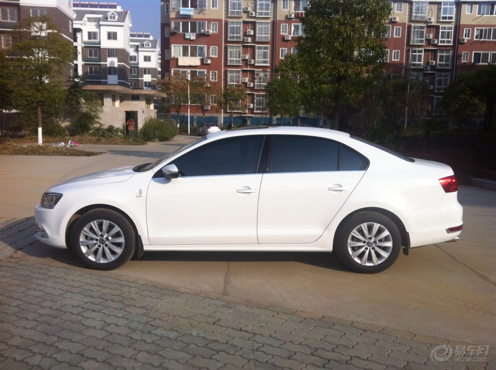 【迟到的作业--2014版速腾1.4T自豪白(微小改