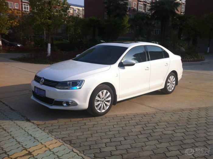 【迟到的作业--2014版速腾1.4T自豪白(微小改