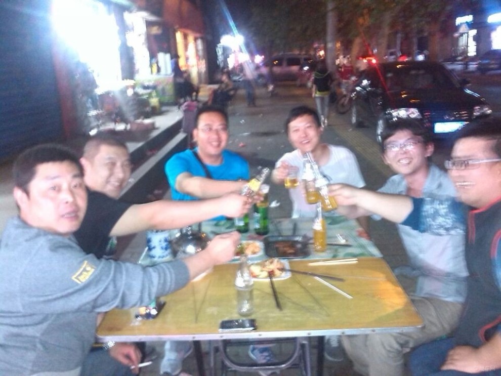 【陕西奔腾X80车友会咸阳大石头村烧烤(烤全