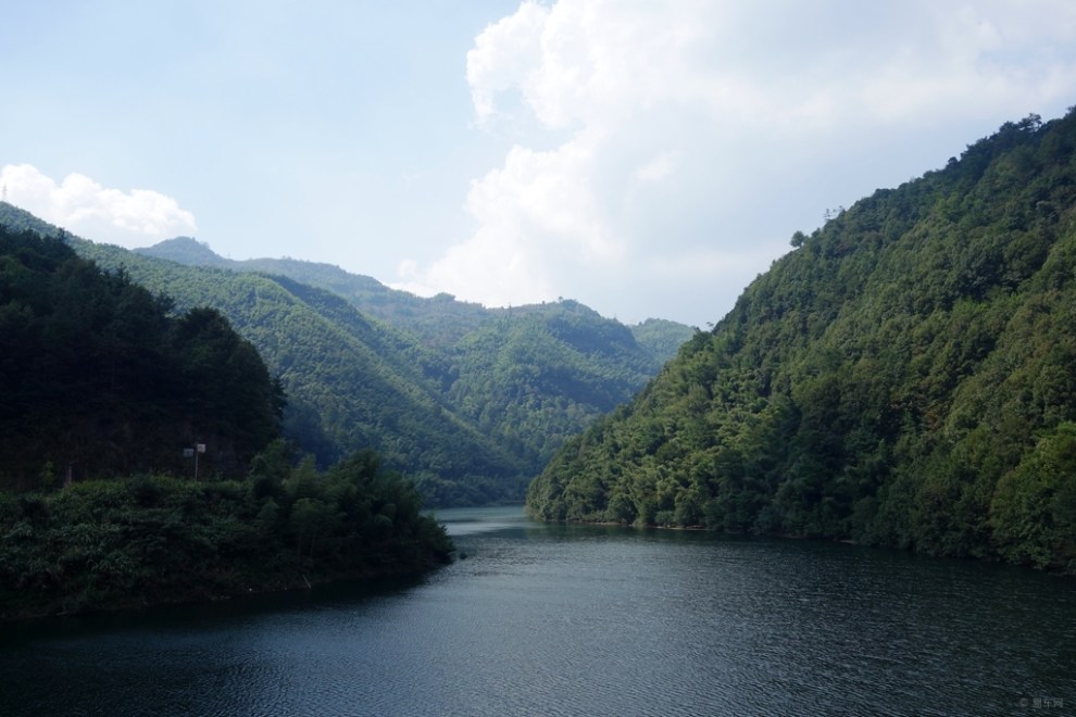 松兰山海鲜_松兰山海滨旅游度假区_海鲜火锅