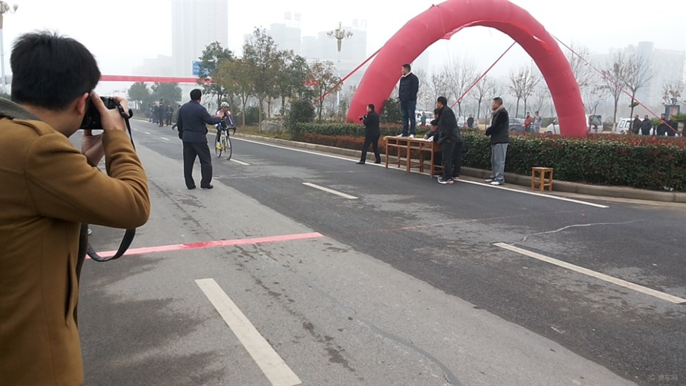 【运动会---自行车比赛】_河南论坛图片集锦_