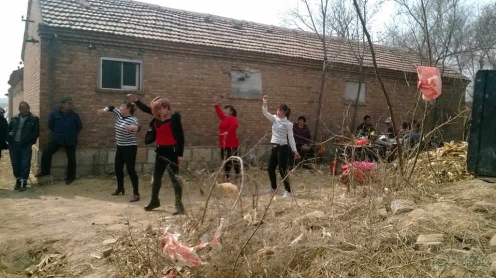 【这是在干啥呢?】_新赛欧论坛图片集锦_汽车论坛-易车网