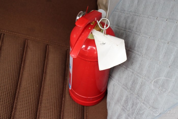 【给我的车子配备灭火器】_英朗论坛