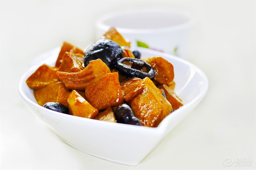 【【快乐厨艺】第二季 鲜香扑鼻浓油赤酱的《