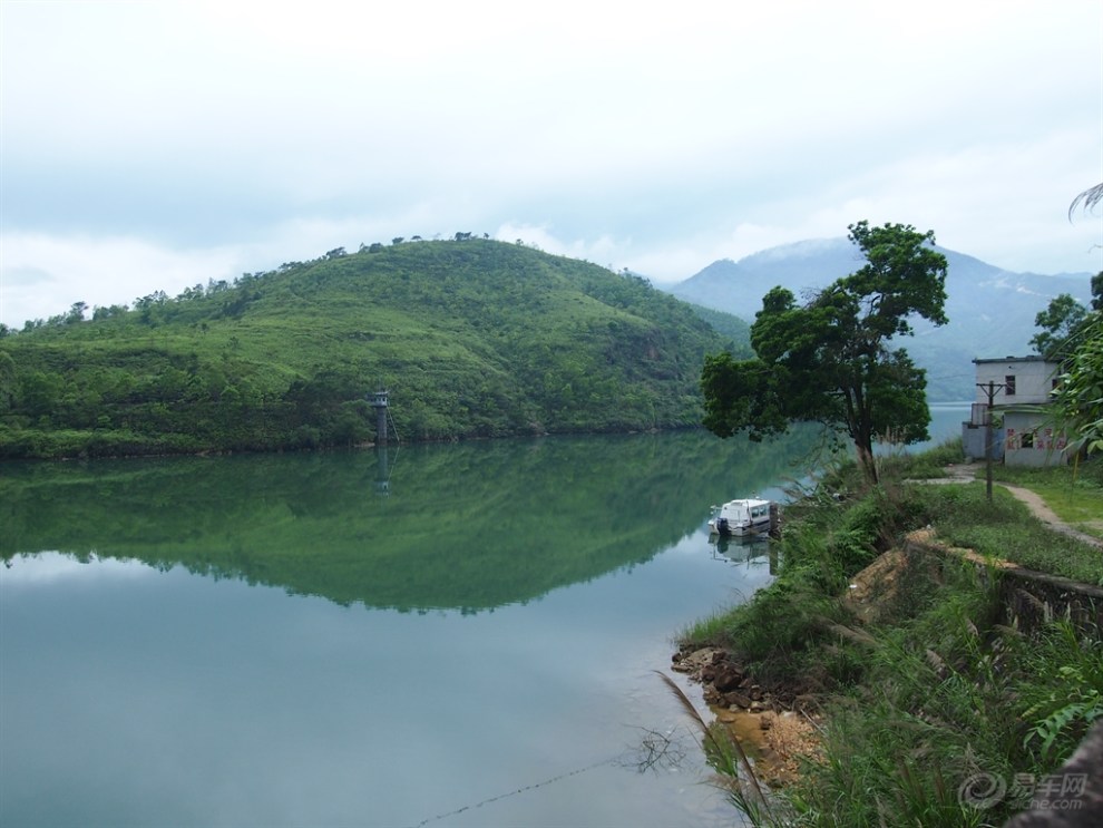 龙颈水库看风景