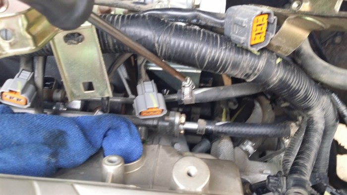 【2.4AT66火花塞,节气门,喷油嘴清洗作业】_比