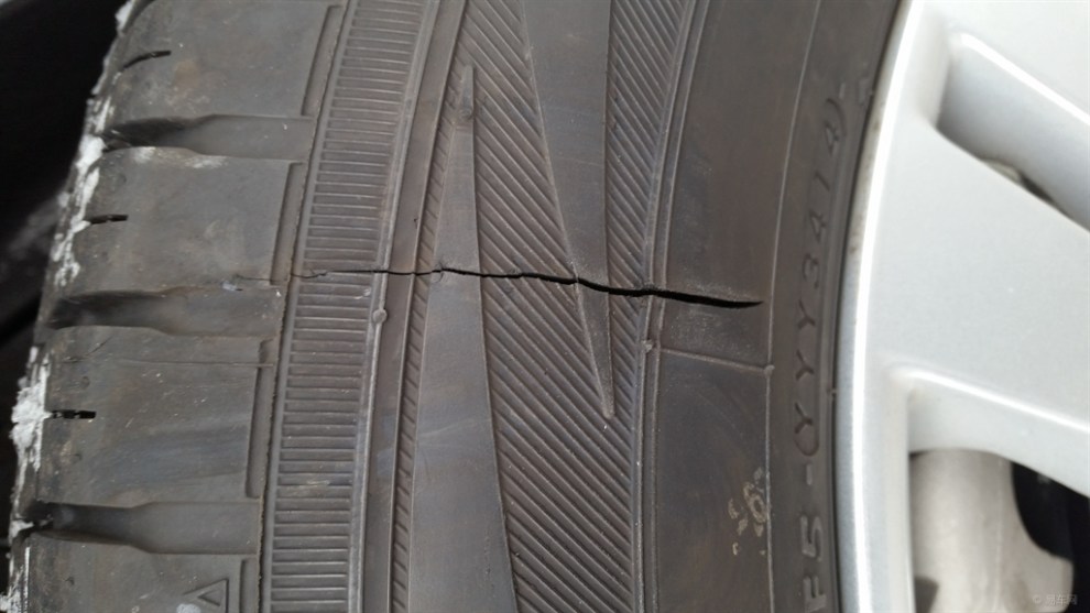 【CS75轮胎质量问题】_长安CS75论坛图片集锦_汽车论坛-易车网