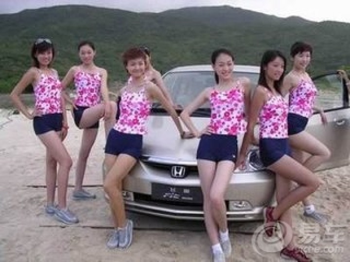 【缅甸高名气模特和豪车拍照!!】_别克GL8论坛_汽车论坛-易车网