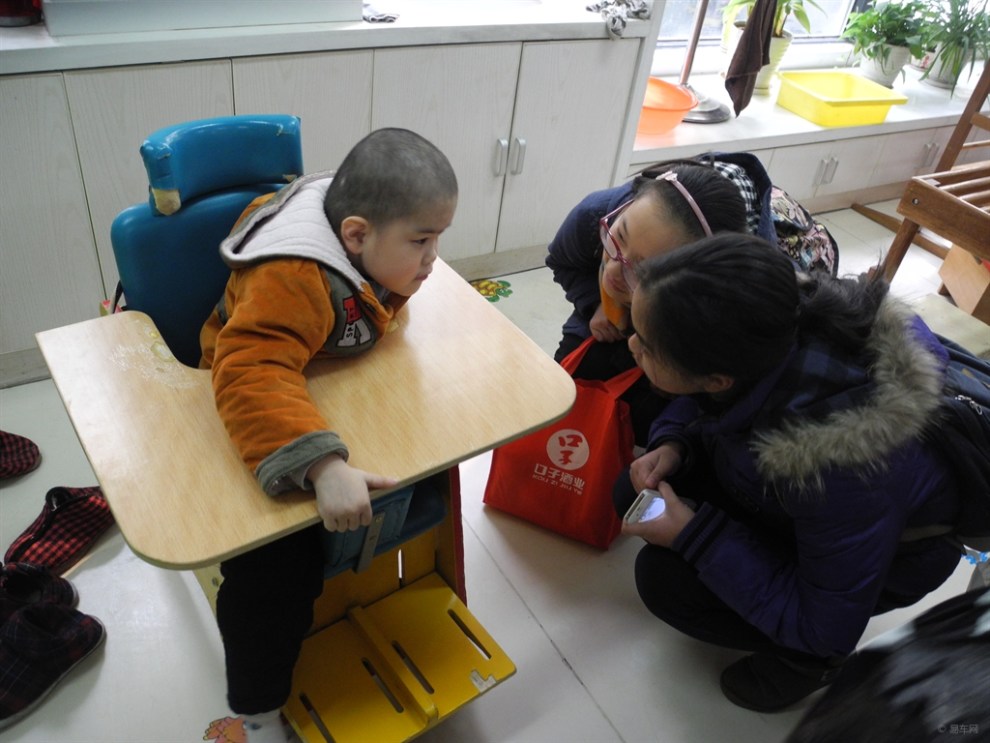 【小孩寒假公益活动--儿童福利院】_迈腾论坛