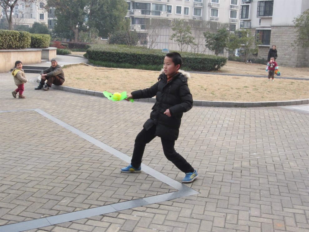 【【超宝动起来】我陪宝贝玩抛接球!】_超级宝