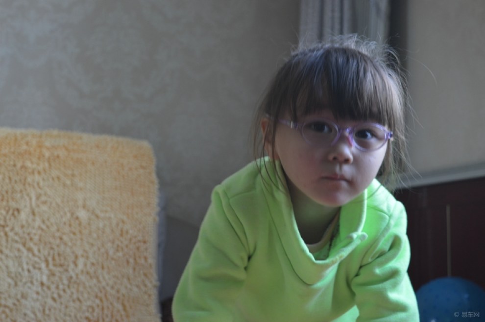 【【超宝动起来】<em>爱看电视</em>的<em>女儿</em>】_超级宝贝