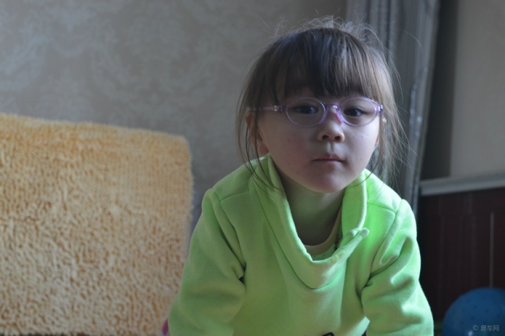 【【超宝动起来】<em>爱看电视</em>的<em>女儿</em>】_超级宝贝