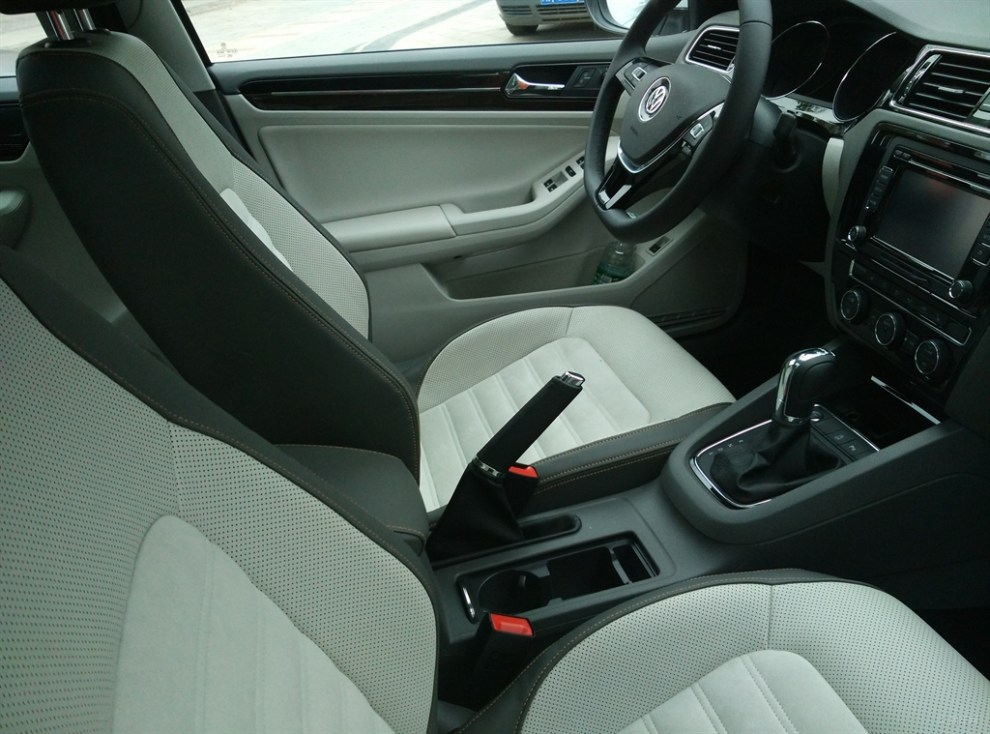 【2015白色新速腾】_福建论坛图片集锦