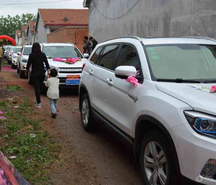 【山东诸城cs75车友会车友结婚婚庆车队】长