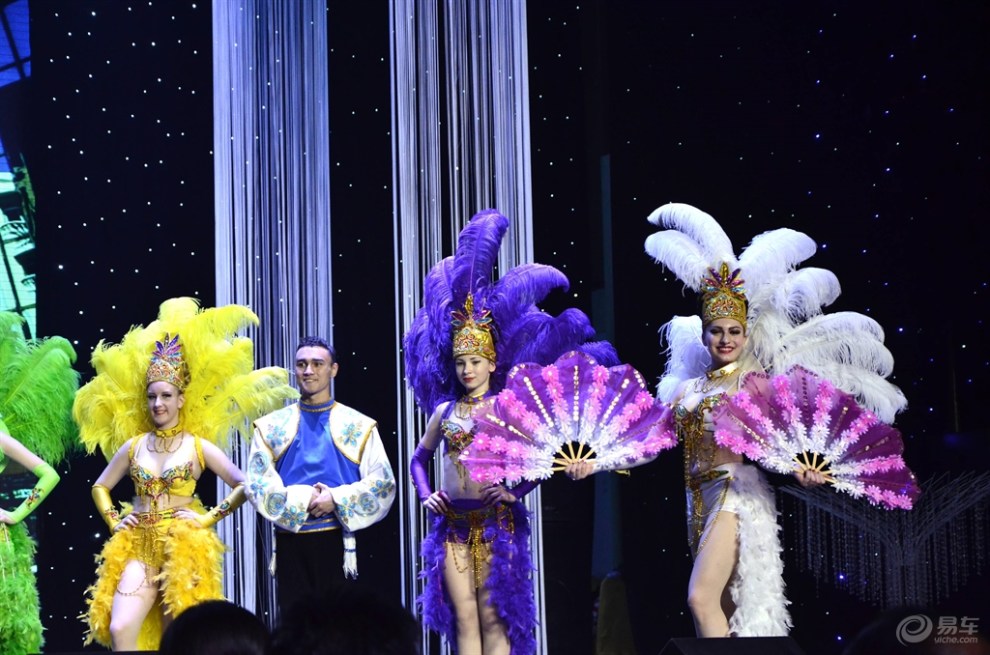 【随枫随拍 桑巴舞表演】_奔腾B50论坛图片集锦_汽车论坛-易车网