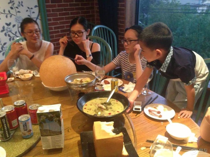 【带着老婆和俩小情人去畅谈人生】_江淮车友