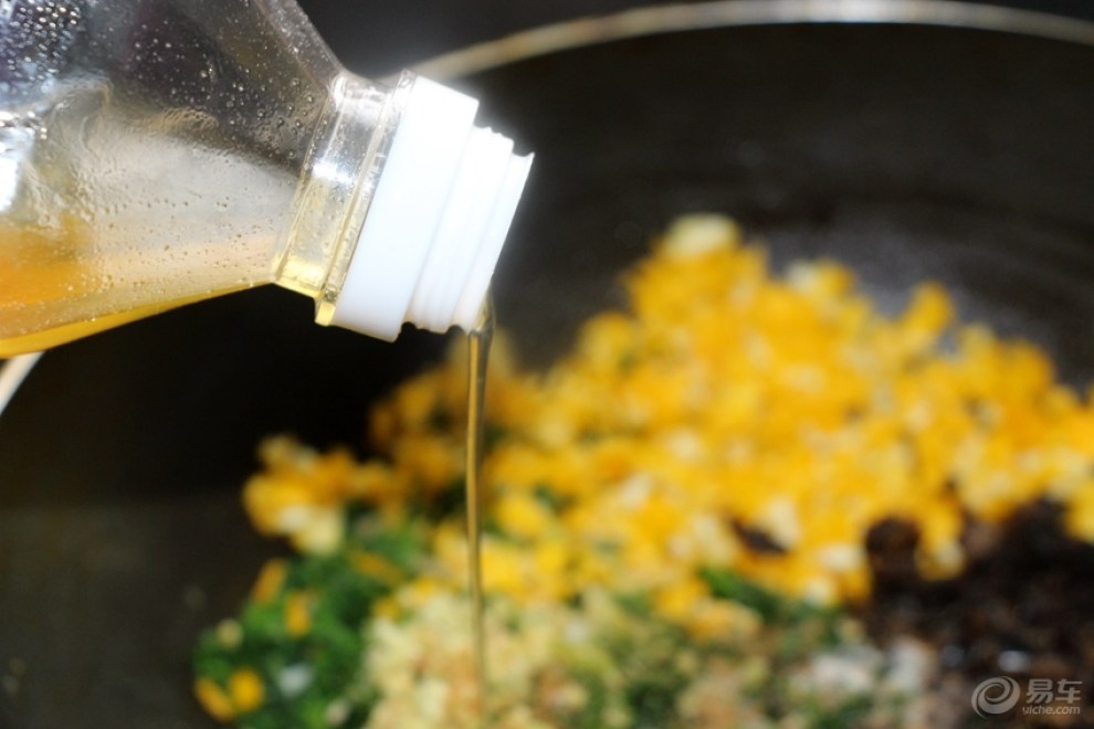 【【田园鲜蔬】荠菜木耳包水饺】_美食之旅论