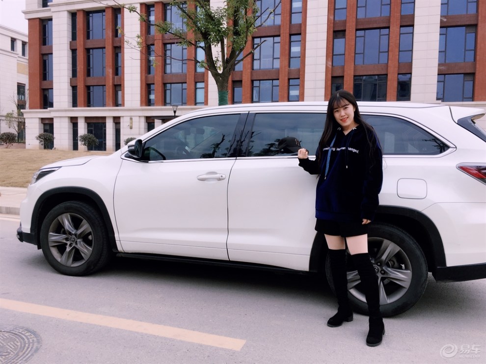 【172大长腿、肉丝、长靴美女与大汉跳支舞】