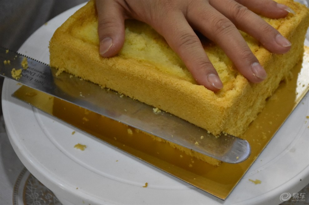 【《舌尖上美味》老婆动手制作生日蛋糕】_吉