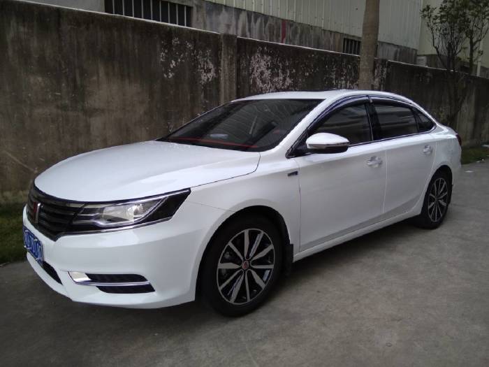 荣威i6 2018款 20t 双离合 旗舰版