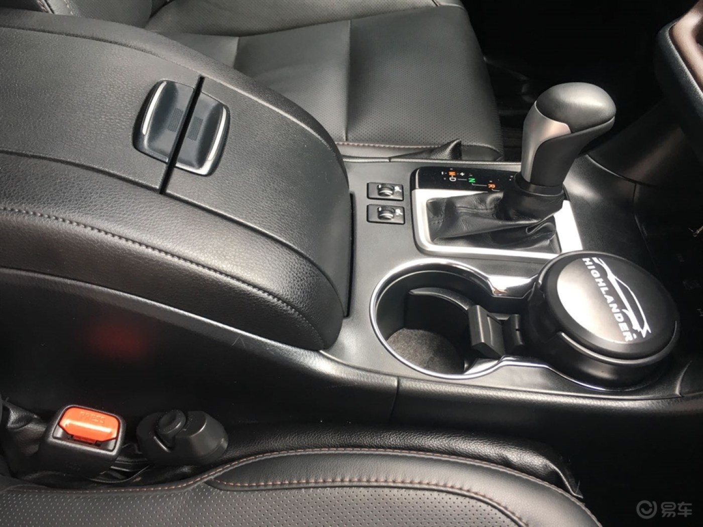 大汉的音响之路再次升级,全车12喇叭环绕音!