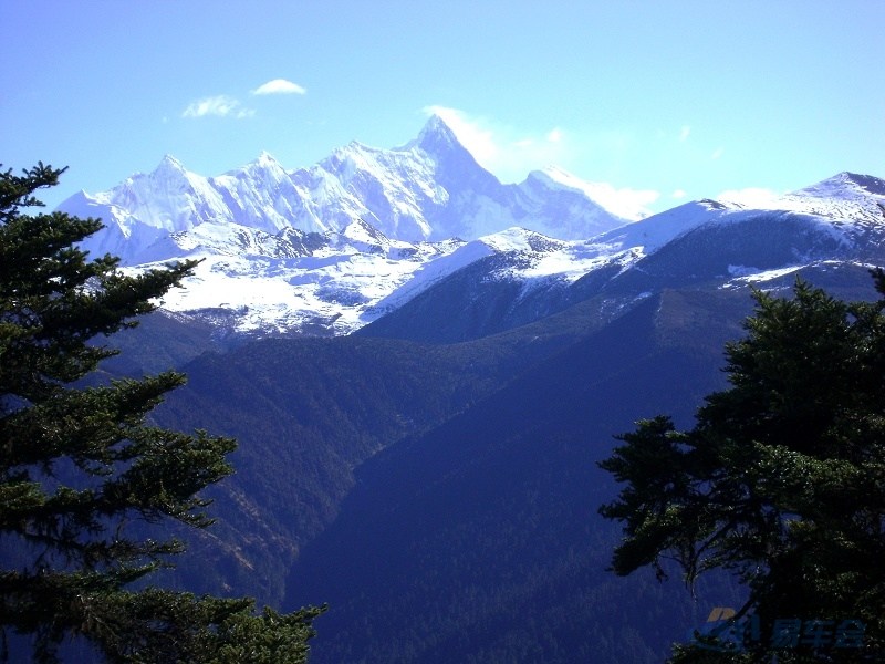 【《中国国家地理》名山之首--南迦巴瓦峰】_