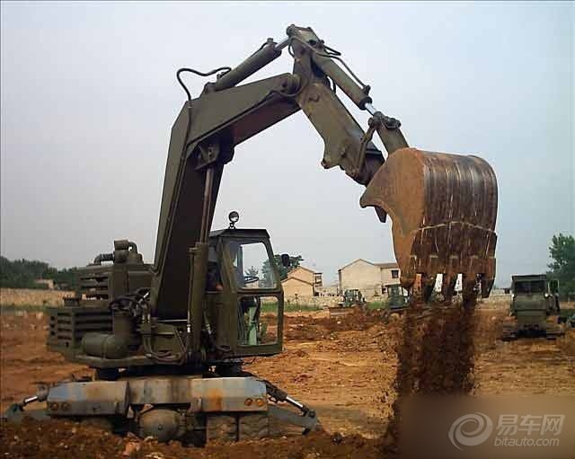 【见识一下中国特种军车 千奇百怪无所不能】