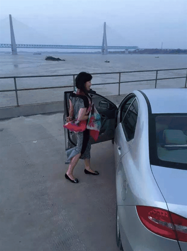 性感女司机华丽丽转身啦,剧情有无大反转?