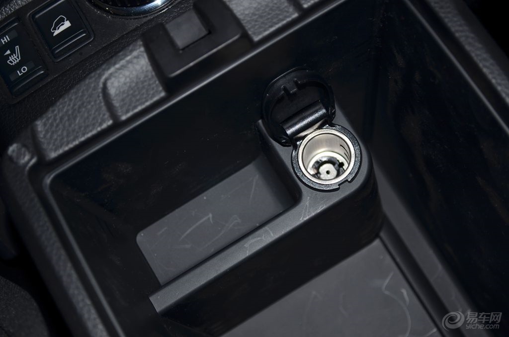 17款迈锐宝点烟器保险丝 18款迈锐宝点烟器保险