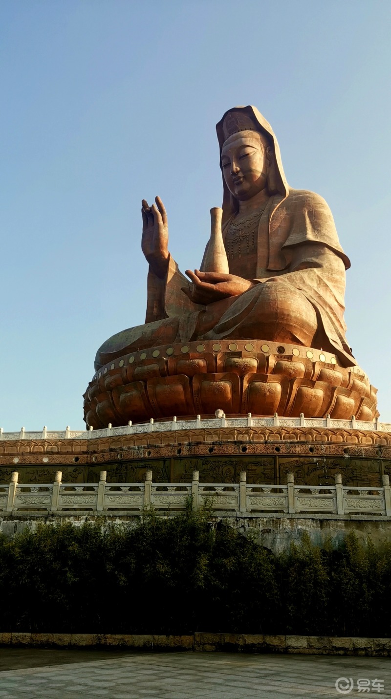 广东深度游6佛山西樵山观音圣像世界最大铜质佛像