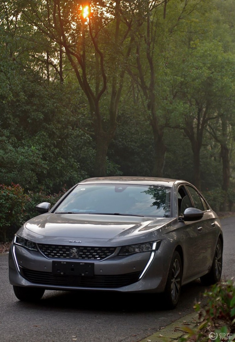 优雅大气的银翼灰--508l提车后外拍精美照片_标致508l社区_易车社区