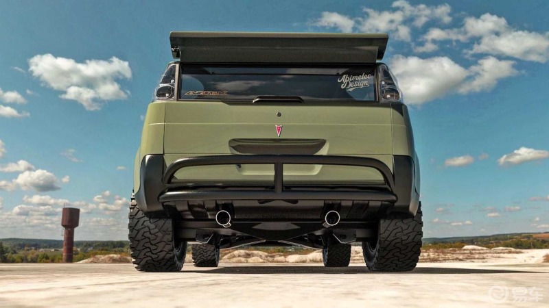 庞蒂亚克aztek,绝命毒师里老白的座驾,也被评为世界最丑的车型之一