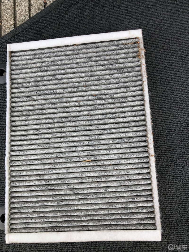 图文详解--老款沃尔沃xc60的空调滤芯要怎么换