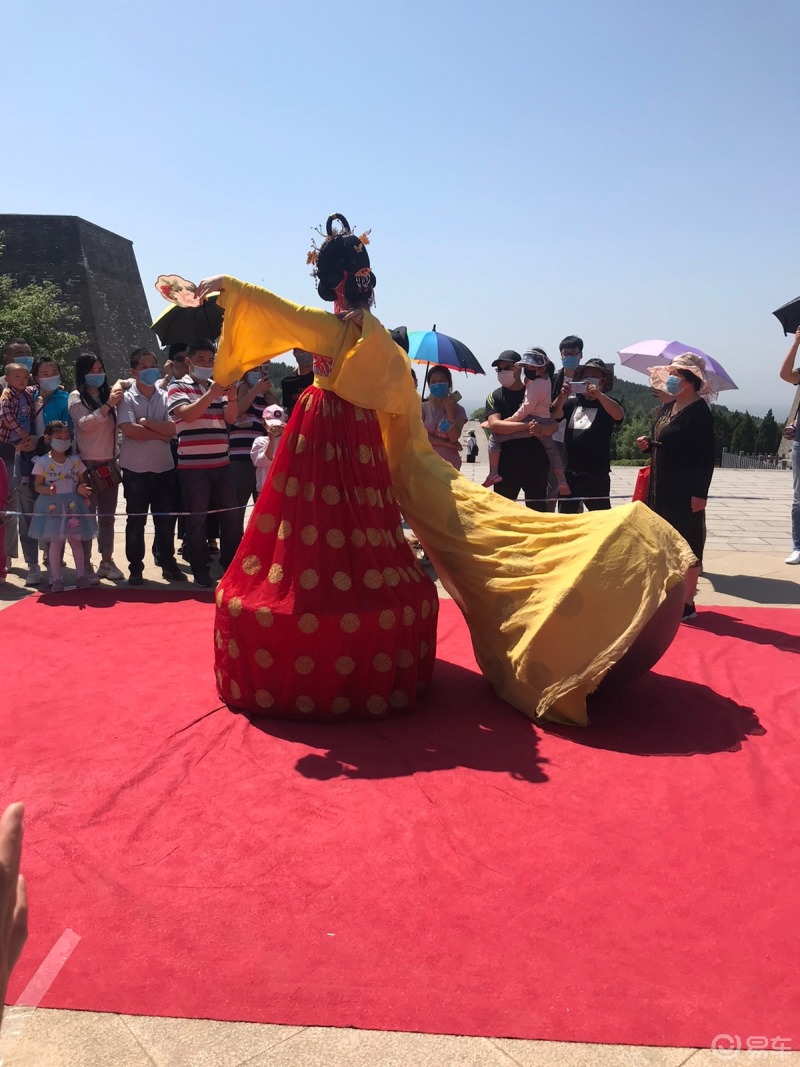 陕西崛起大唐两帝陵不倒翁演出