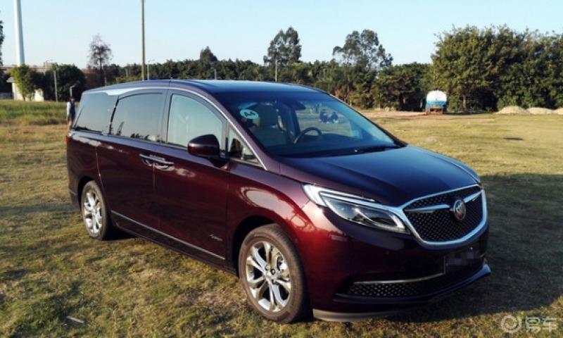 别克克gl8avenir艾维亚梅洛酒红终于提车了