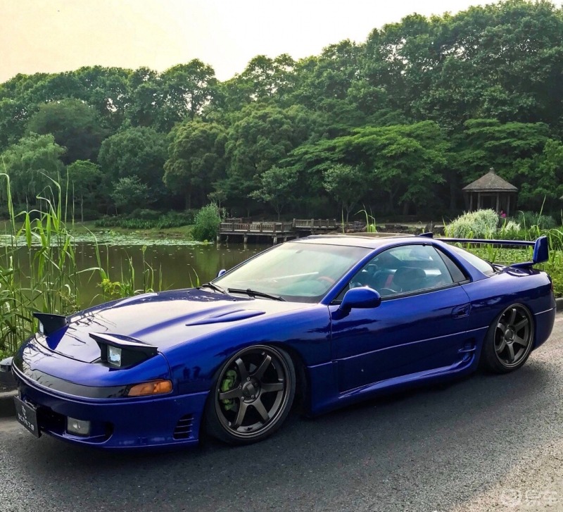 三菱3000gt这应该是三菱设计过最好看的车型了吧