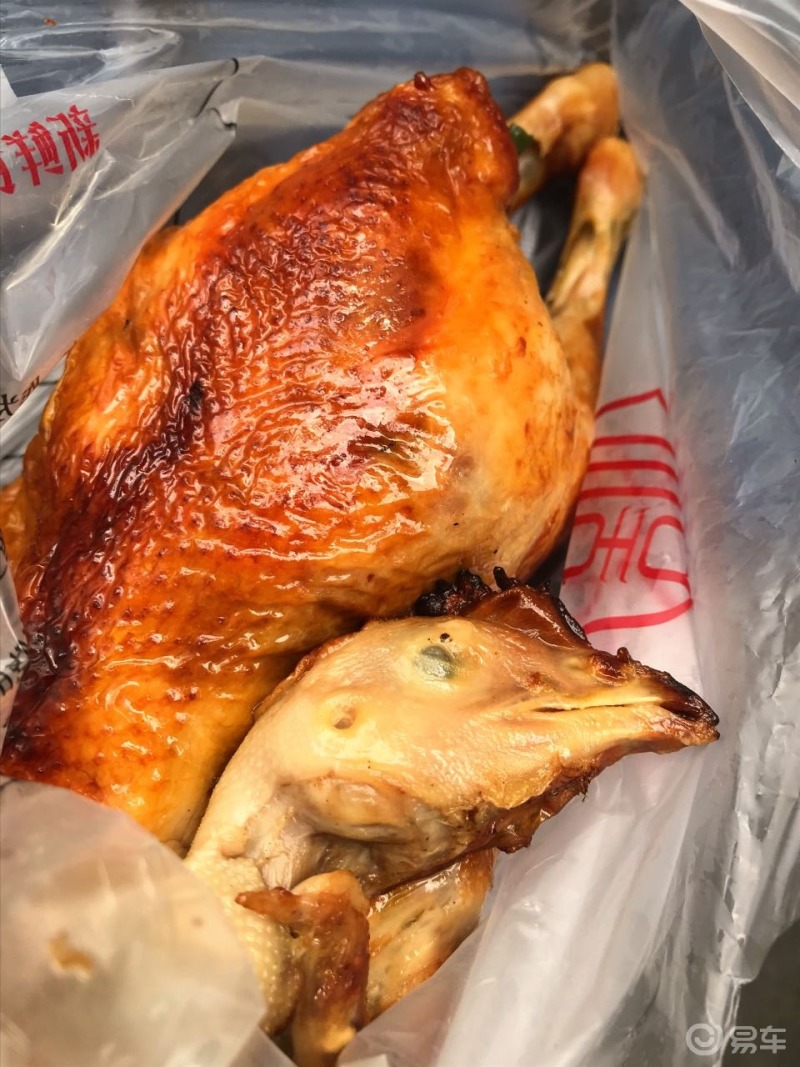 这次是被网红们骗了吴山烤禽的这个鸡金玉其外败絮其中呀还小