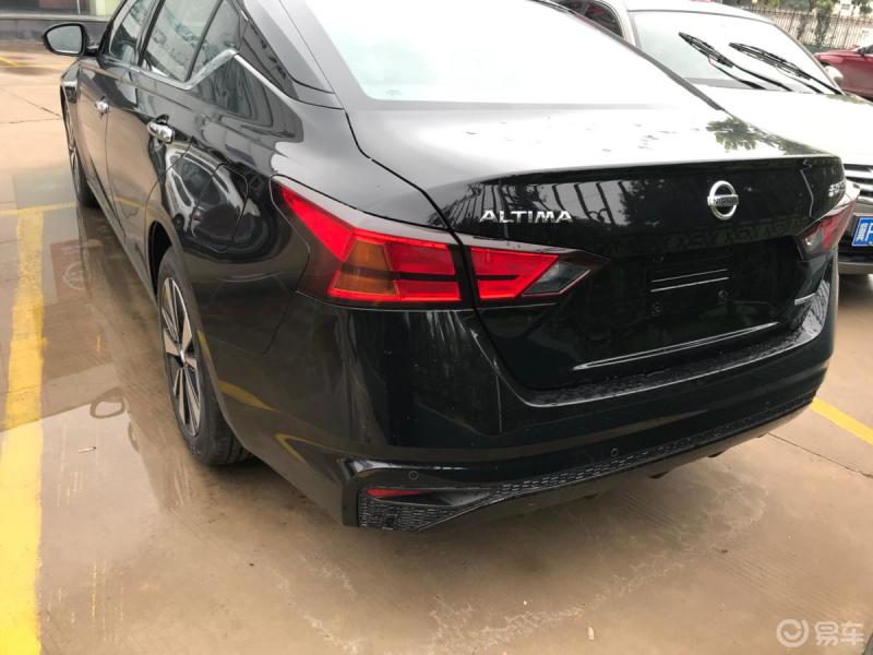 黑色舒适座驾七代天籁安排