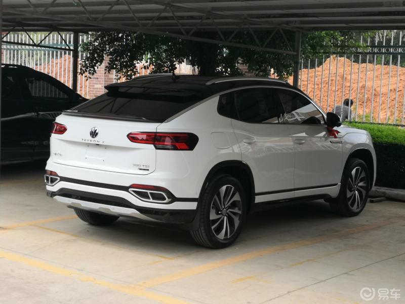 宝马x6的兄弟大众x7