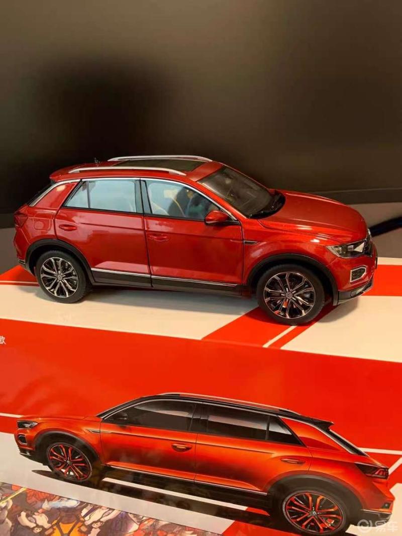 噔噔噔玛雅红探歌车模闪亮登场